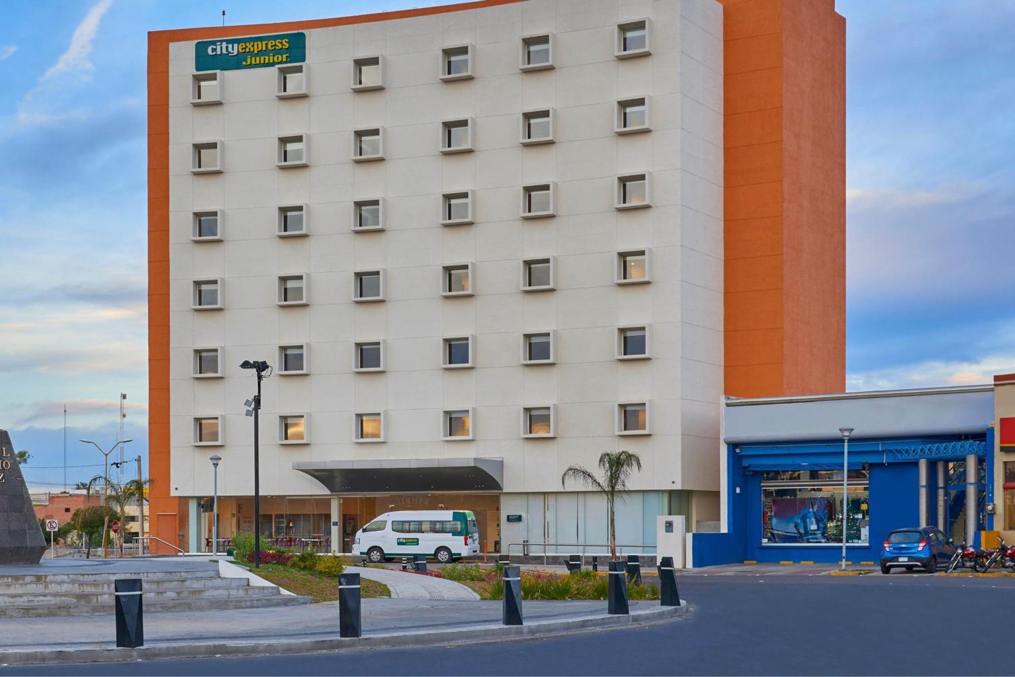 City Express Junior By Marriott Aguascalientes Centro Buitenkant foto