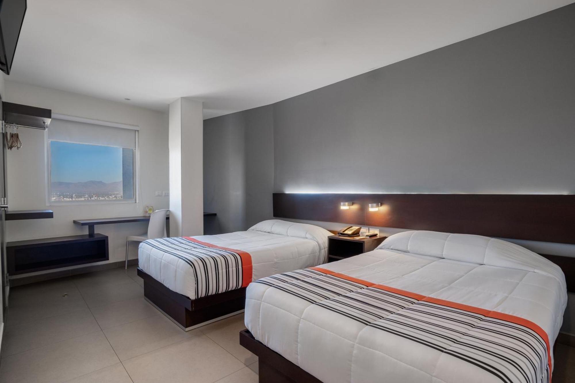 City Express Junior By Marriott Aguascalientes Centro Buitenkant foto
