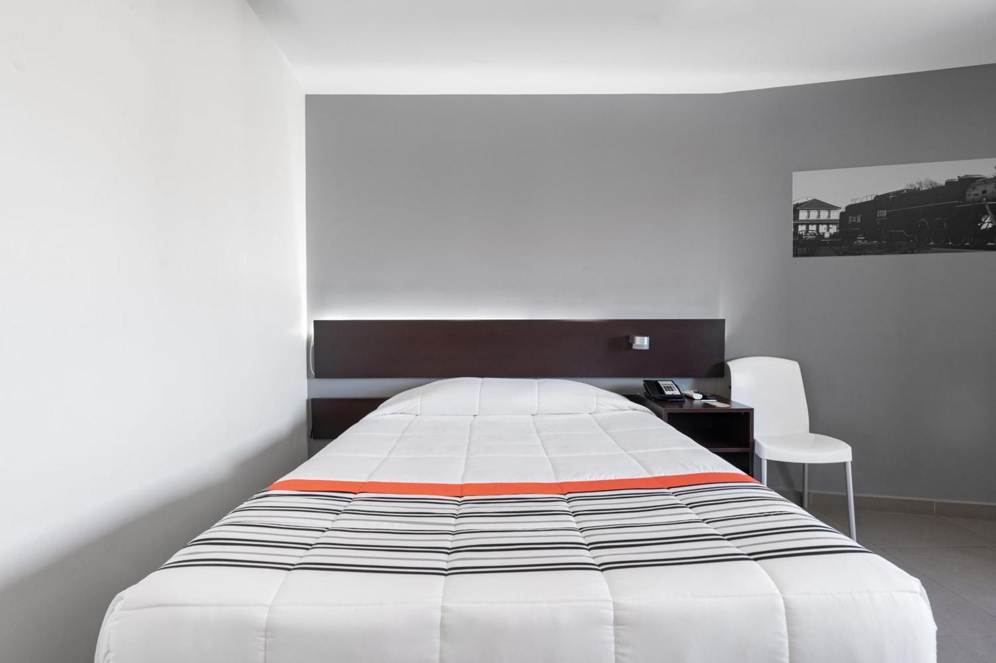 City Express Junior By Marriott Aguascalientes Centro Buitenkant foto
