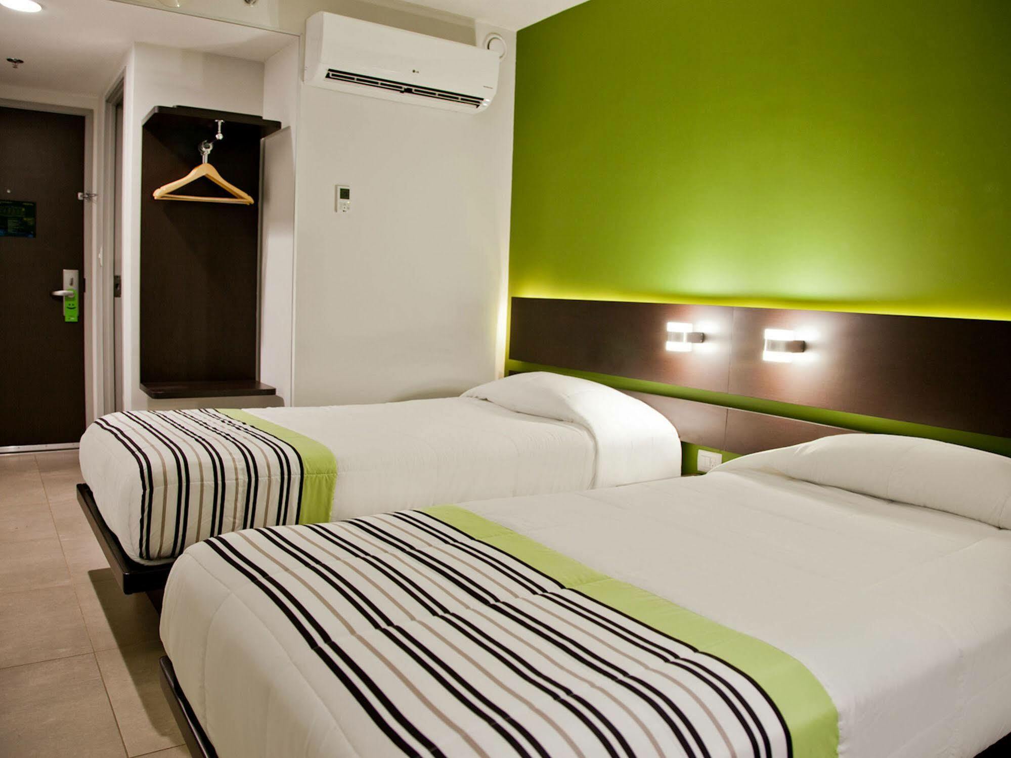 City Express Junior By Marriott Aguascalientes Centro Buitenkant foto